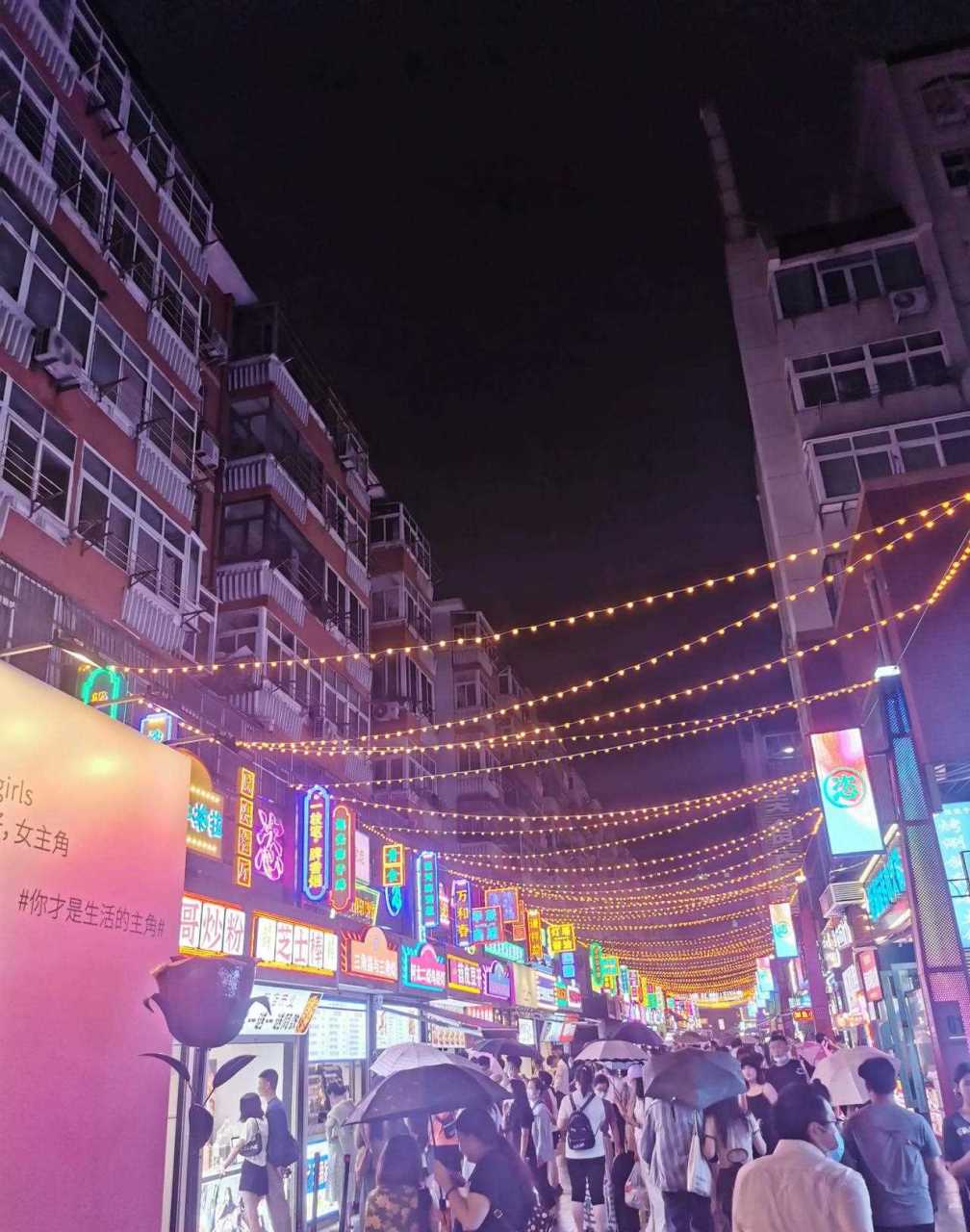 台东夜市最新繁华盛景，美食、文化与时尚的交汇点